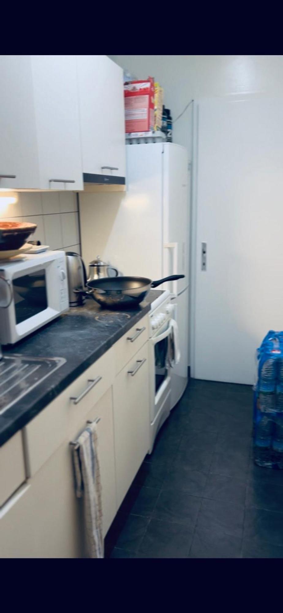 Homestay Chambre Confortable Disponible A *